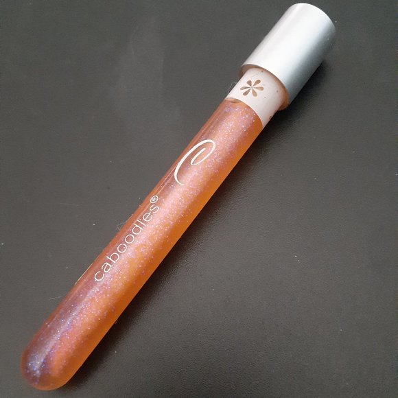 Caboodles lipgloss - Picture 1 of 3
